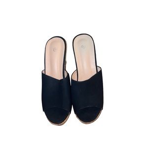 Black Open Toes Wedge